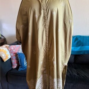 Casual Olive Green Button-Down Men’s Shirt